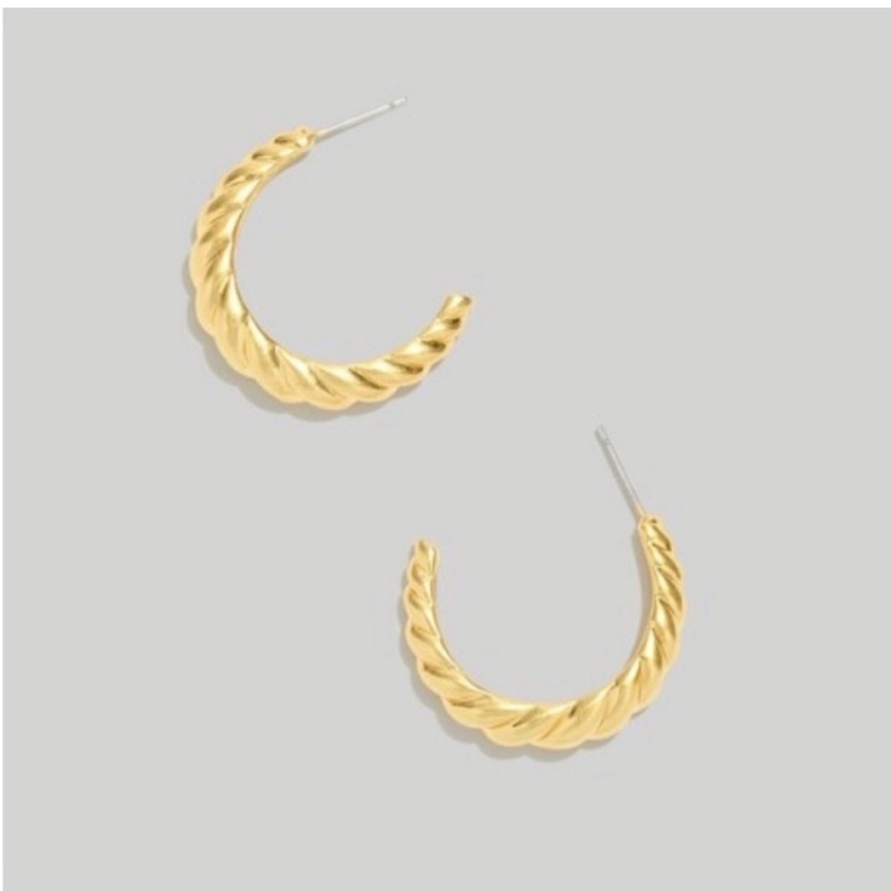 MADEWELL PUFFED LARGE HOOPE EARRINGS IN VINTAGE GOLD